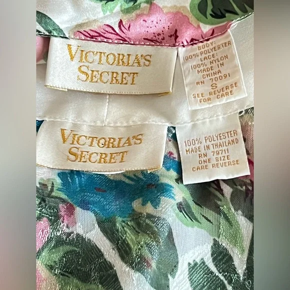 Vintage Victoria Secret Nightgown Robe Set Lace Slip Chemise Gold Label Boudoir - Picture 7 of 10